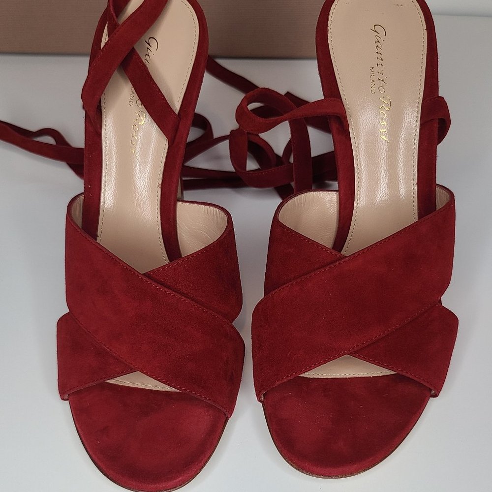 Gianvito Rossi Crissy Ankle Strap Sandal sz: 41